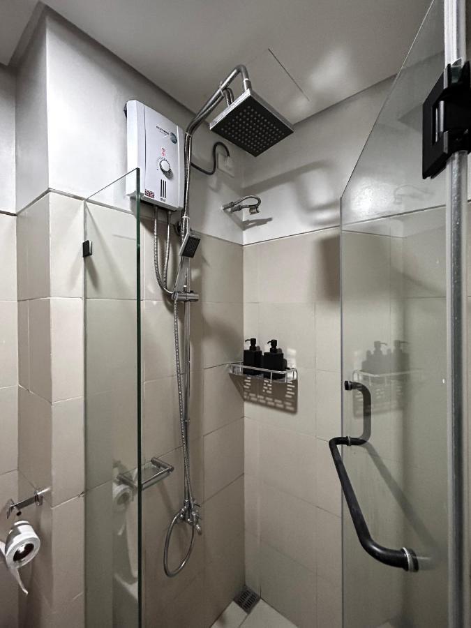 Evan Suite @ S Residences Pasay Esterno foto